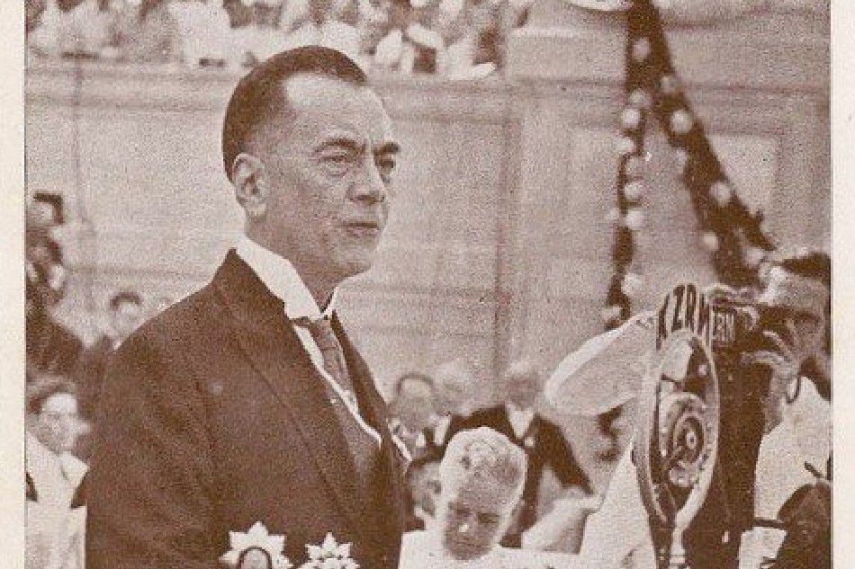 Former pres. Manuel L. Quezon during his inauguration. Photo from Official Gazette