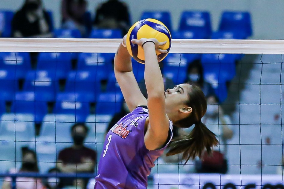 Choco Mucho setter Deanna Wong in action during the PVL Open Conference. File photo/PVL Media