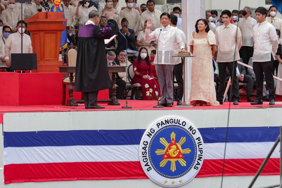 President Ferdinand Marcos, Jr. takes his oath as the 17th President of the Philippines, administered by Chief Justice Alexander G. Gesmundo, during his inauguration at the National Museum on June 30, 2022. George Calvelo, ABS-CBN News