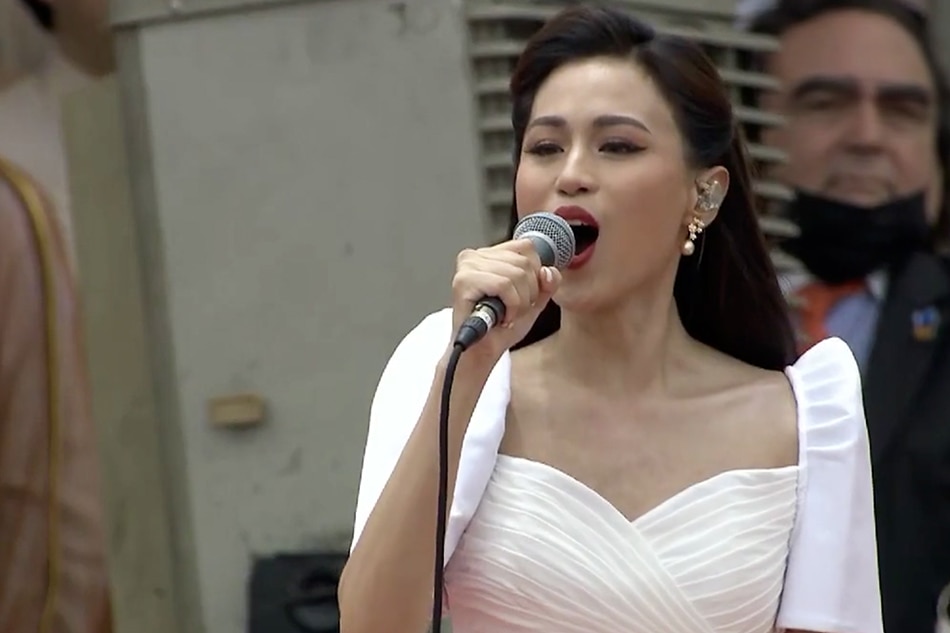 WATCH: Toni Gonzaga sings Lupang Hinirang at Marcos inaugural 