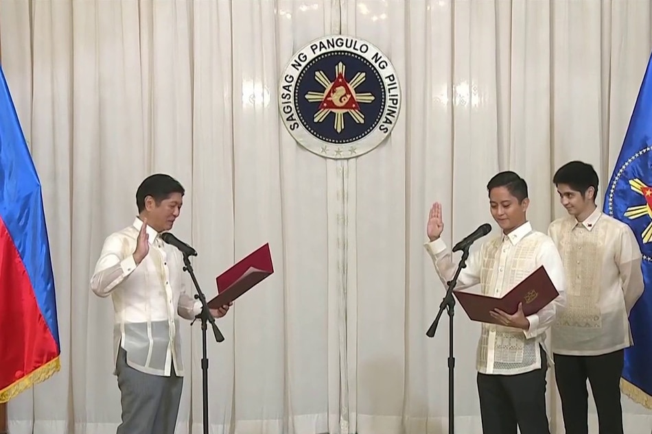 New Cabinet members, Ilocos Norte officials sworn in