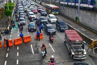 Nearly half a million vehicles plying EDSA daily, says MMDA