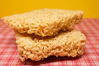 Experts warn parents on 'unhealthy food'