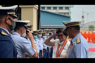  Carlos, nakipagpulong sa Coast Guard