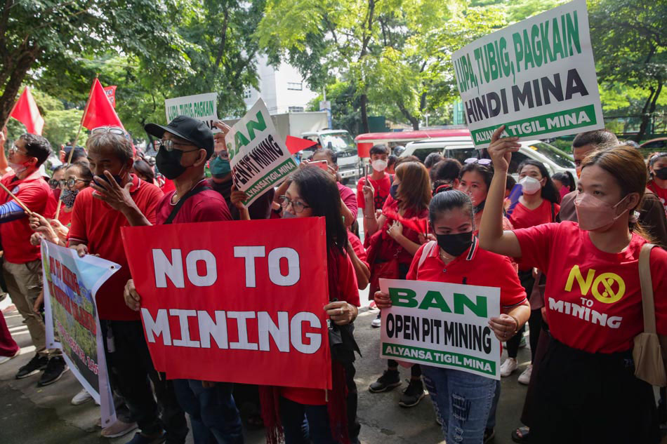 Protest march vs mining in Sibuyan Island | ABS-CBN News