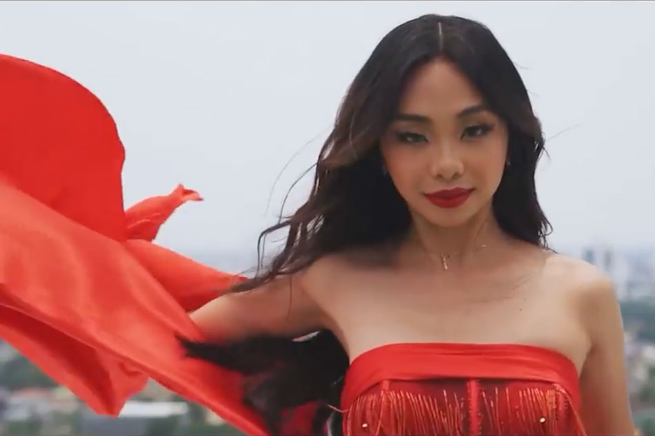 Maymay Entrata is the second cover girl of Slay magazine. Star Magic