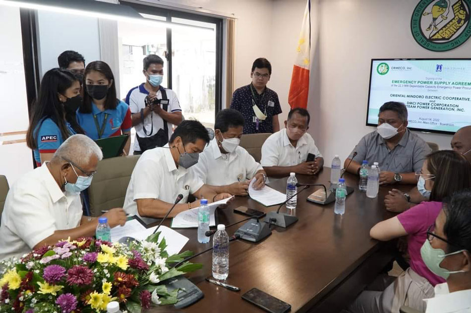 Emergency power supply agreement para sa Oriental Mindoro, nilagdaan