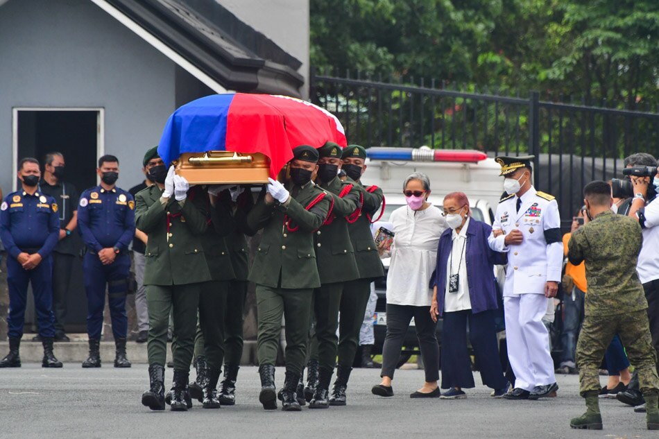 IN PHOTOS: FVR laid to rest 4