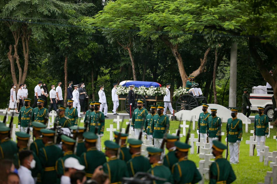 IN PHOTOS: FVR laid to rest 8