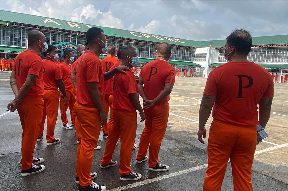 Inmates of the Cebu Provincial Detention and Rehabilitation Center prepare for a dance number. Annie Perez 