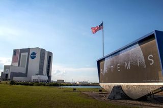 Tourists flock to Florida for Moon rocket launch