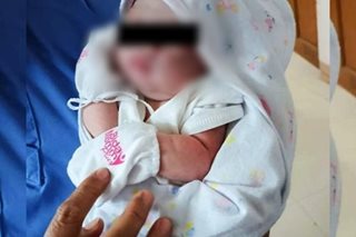 Bagong silang na sanggol natagpuan sa loob ng sako sa Dumaguete