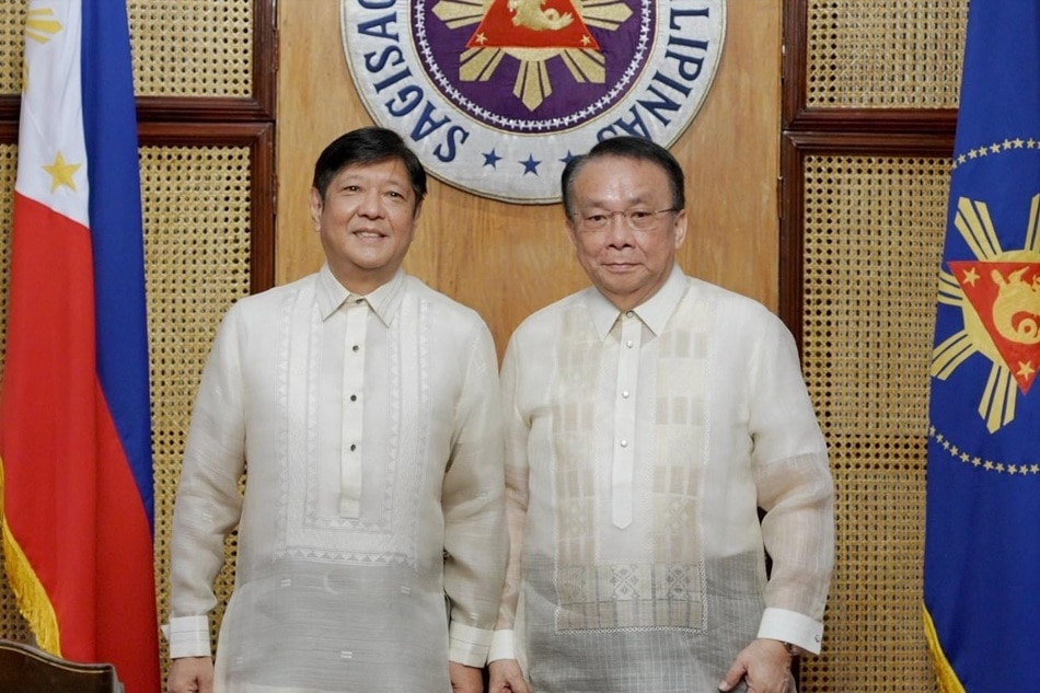 Marcos taps ex-chief justice as new executive secretary