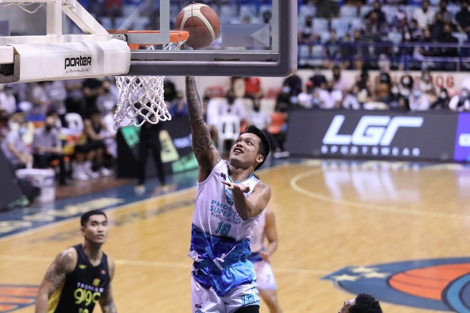 PBA: Phoenix's Serrano earns Player of the Week award | ABS-CBN News