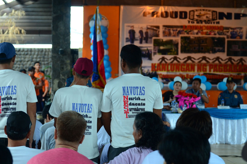 Drug reformists stand up in recognition of undergoing the PNP Northern Police District