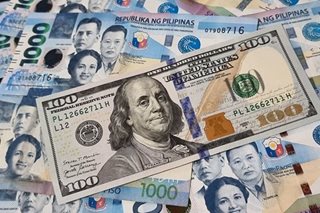 Philippine peso plummets to P54 vs $1