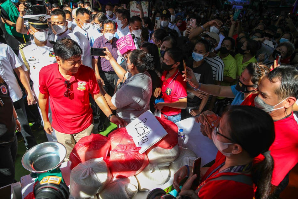 President Ferdinand Marcos, Jr. attends the launch of Kadiwa ng Pasko at the Molave Covered Court, Barangay Addition Hills, Mandaluyong City on November 16, 2022. Jonathan Cellona, ABS-CBN News