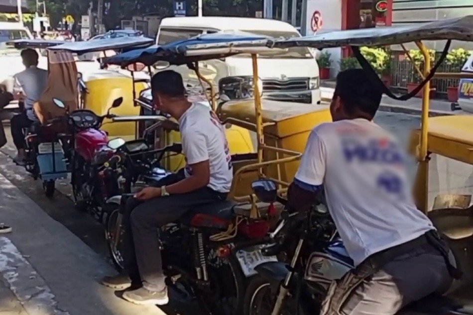 Mga tricycle driver sa Taft Avenue, nirereklamo ang mga motorsiklong habal na kolorum