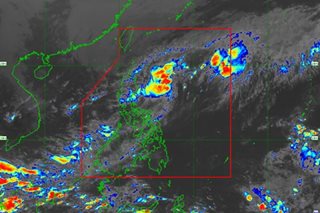 Rosal maintains strength as it traverses Philippine Sea
