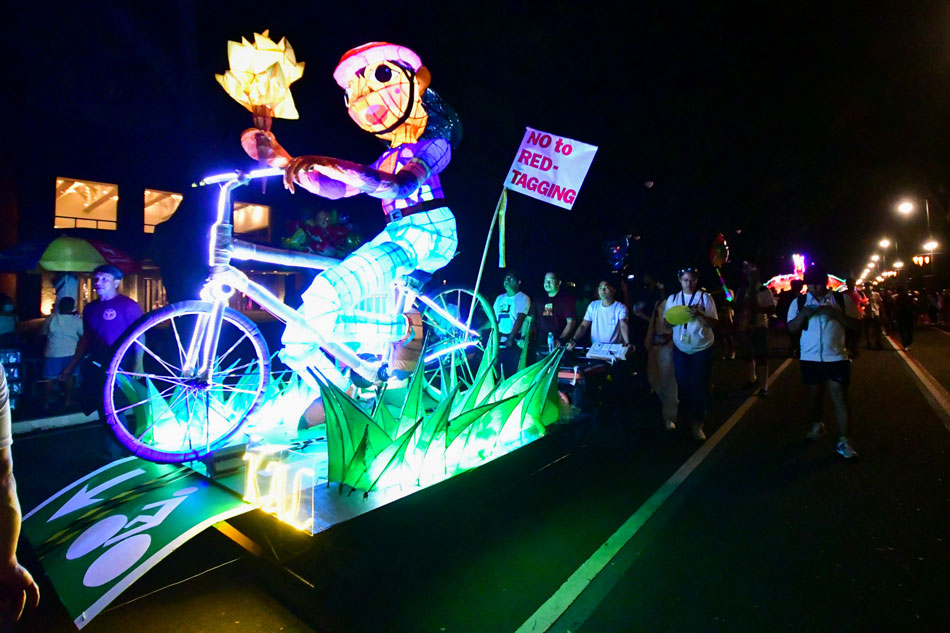  The UP Lantern Parade at the University of the Philippines - Diliman in Quezon City returns on December 21, 2022, after a two-year hiatus due to COVID-19 restrictions. Mark Demayo, ABS-CBN News.