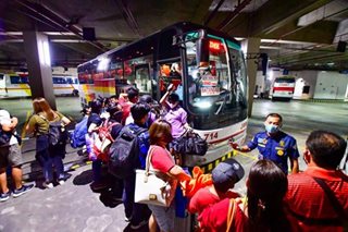 Passengers head to bus ports early for Christmas