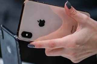 Apple halts all product sales in Russia