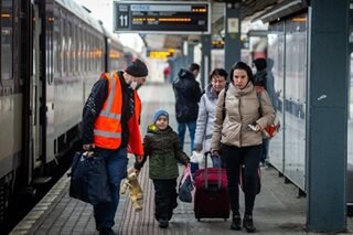 Eastern Europe embraces Ukraine refugees as workforce