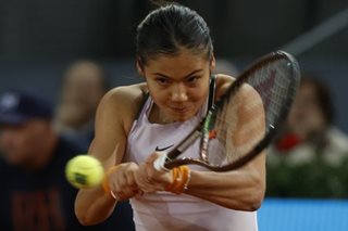 Raducanu feels the love to surge into Korea Open quarter-finals