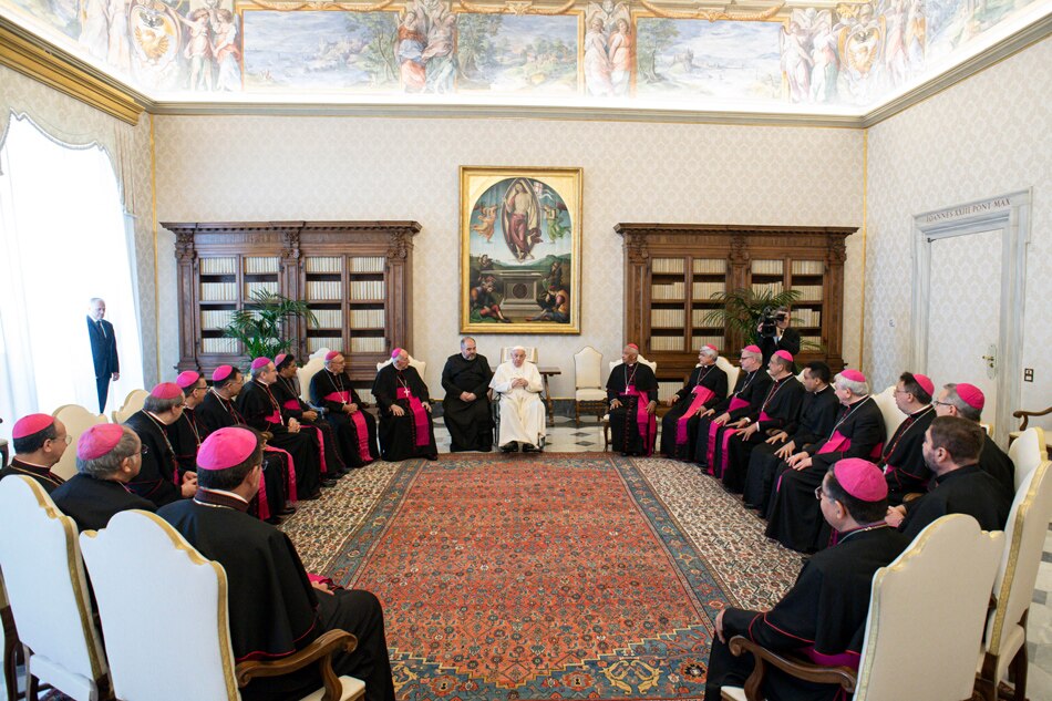  A handout picture provided by the Vatican Media shows Pope Francis meeting with Brazilian bishops, part of the 'ad Limina Apostolorum' visit, at Vatican City, Vatican, May 12, 2022. Vatican Media, Handout/EPA-EFE