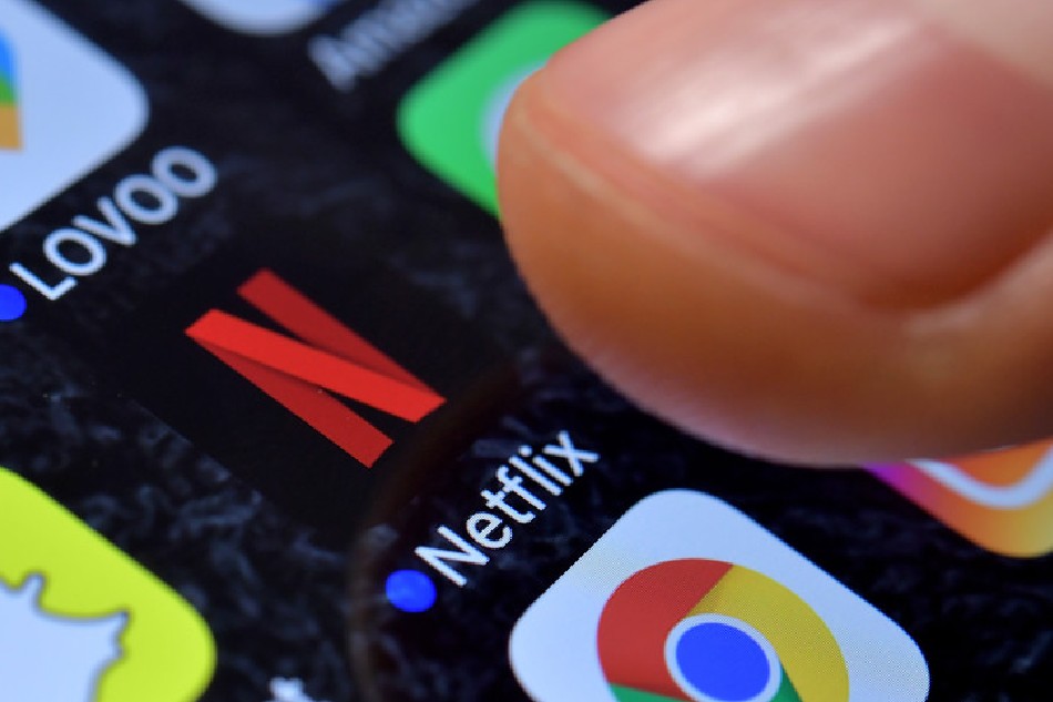 Netflix trims staff to weather slowing growth | ABS-CBN News