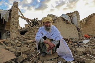 Afghan quake survivors without food as floods hamper aid