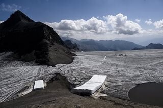 Swiss mountain pass ice to melt completely within weeks