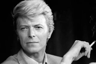David Bowie's handwritten 'Starman' lyrics sell for over £200,000