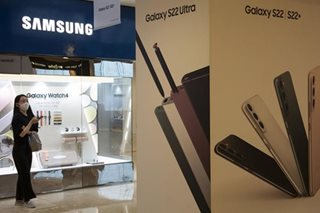 Samsung Electronics flags sharp Q4 profit drop on falling demand