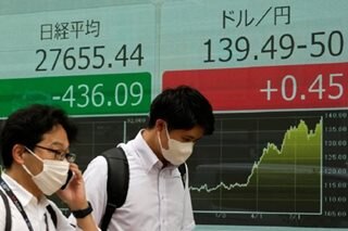 Asian markets drop and dollar rises as inflation, rate fears return