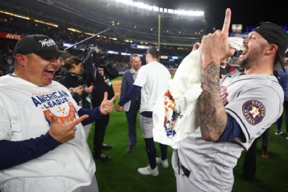 Astros claim World Series title with 4-1 win over Phillies