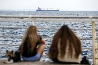Russia rejoins deal to ship vital Ukraine grain exports