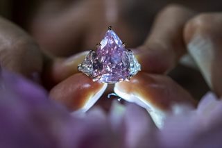 Fortune Pink diamond sold for more than P1.6 billion