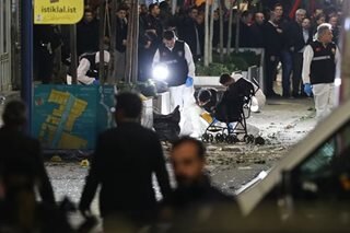 Istanbul blast kills at least 6