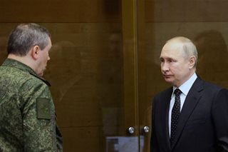 Putin meets top military brass to discuss Ukraine strategy