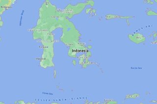 Rohingya refugees get emergency treatment after boat lands in Indonesia