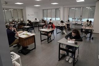 Spanish students to go back to school despite Omicron