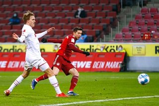 Lewandowski scores 300th Bundesliga goal in Bayern romp
