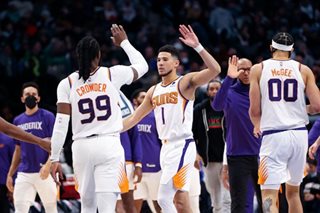 NBA: Suns finish unbeaten roadswing with win over Mavericks