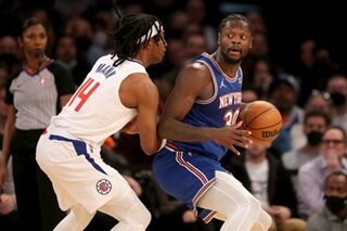 Barrett helps Knicks end skid with win over Clippers
