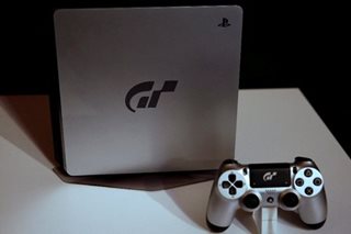 Sony's new AI beats humans in Gran Turismo racing game