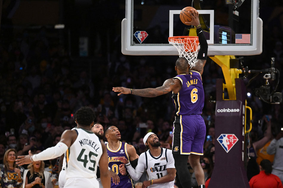  Los Angeles Lakers forward LeBron James (6) dunks the ball in the second half against the Utah Jazz at Crypto.com Arena. Jayne Kamin-Oncea, USA TODAY Sports/Reuters.