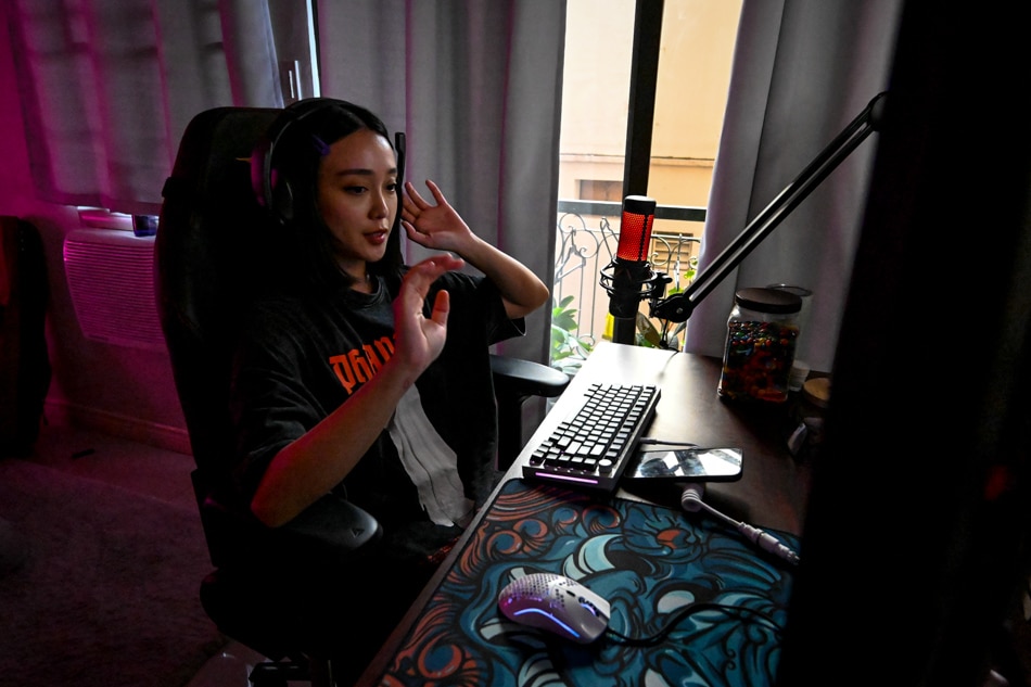 Gamers earn viable income from streaming amid pandemic 8
