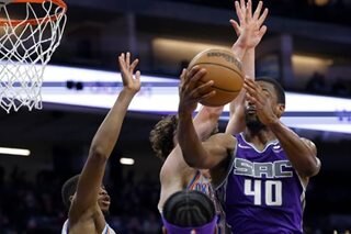 NBA: De'Aaron Fox, Trey Lyles lead Kings past Thunder