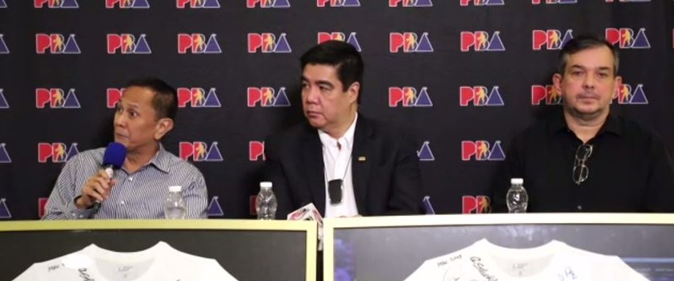 Alaska's new team governor and former PBA commissioner Chito Salud, current PBA Commissioner Willie Marcial and outgoing Alaska governor Richard Bachmann.